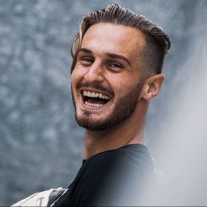 Meet your Posher, Cristopher